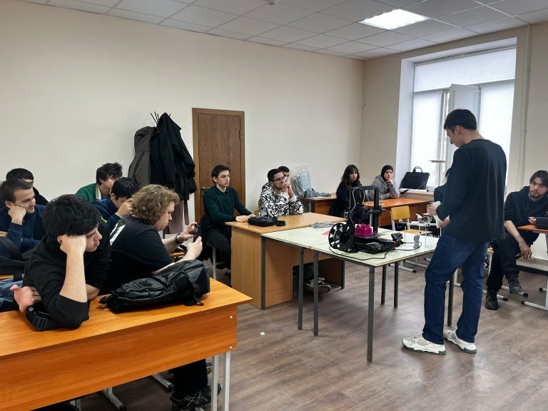 studenty-na-shag-blizhe-k-tekhnologiiam-budushchego